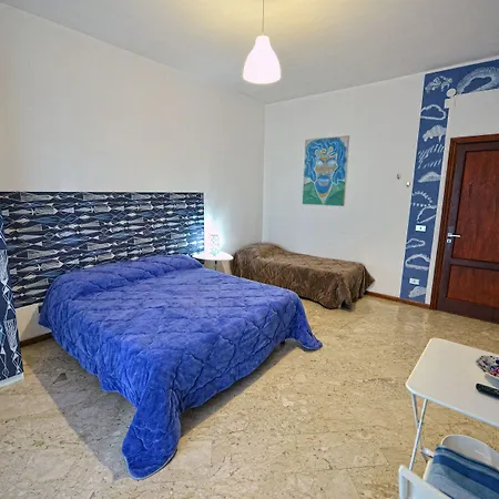 Aback Policlinico Pensjonat 4*