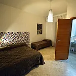 Aback Policlinico 3* Μπάρι