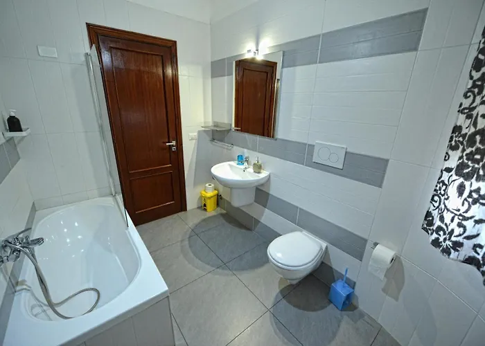 Aback Policlinico バーリ