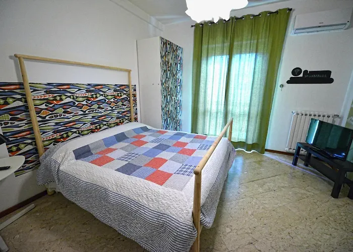 Aback Policlinico Gæstehus Bari